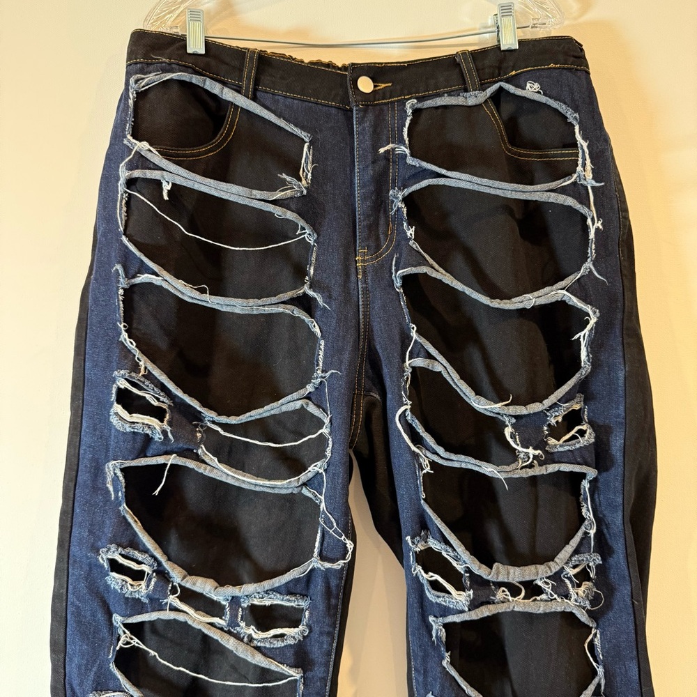Women’s 3XL Jeans Two Tone Black Blue Front Distressed Hein Curve Pre-owned
